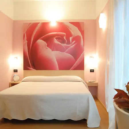 Marina Wellness Hotel