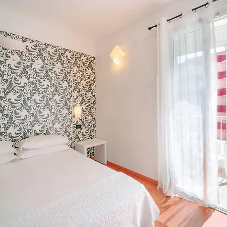 Marina Wellness Szálloda 3*