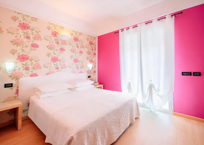 Marina Wellness Hotel 3*